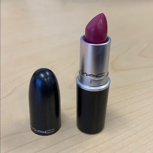 Mac Lustre Lipstick in Plumful